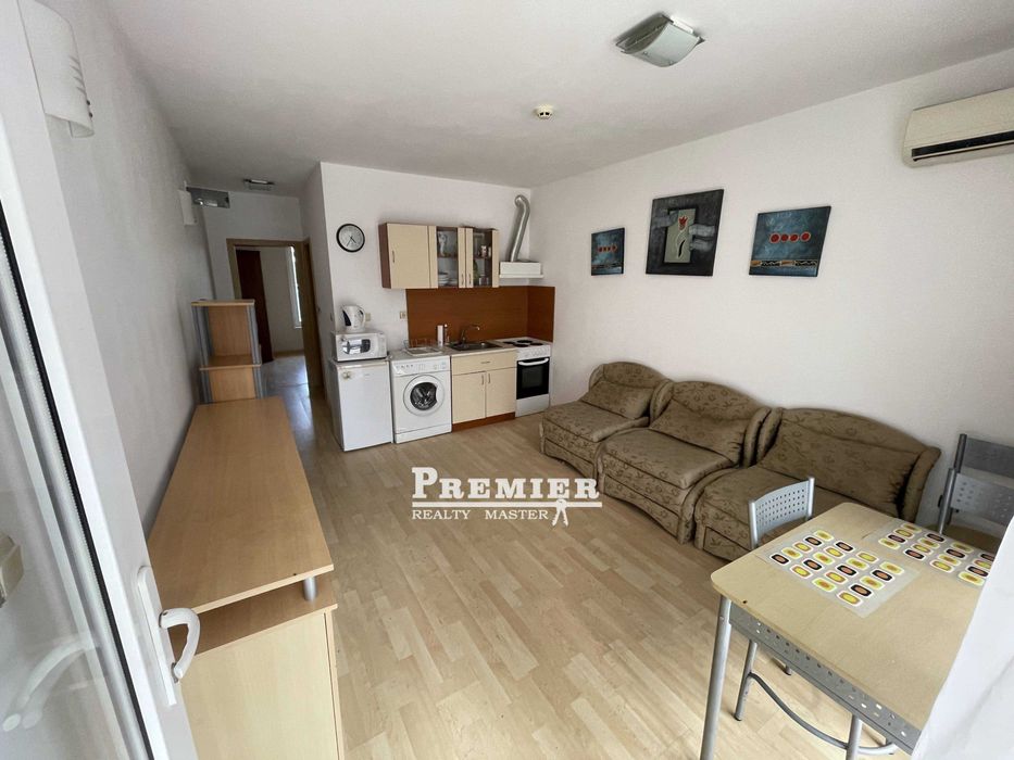 Продава се Двустаен апартамент в к.к. Слънчев бряг - 50 кв.м за 1040 €/кв.м - Снимка #12