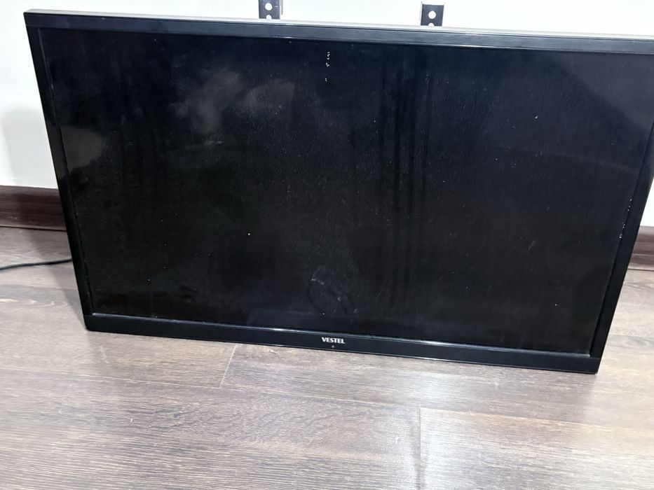 продаю телевизор