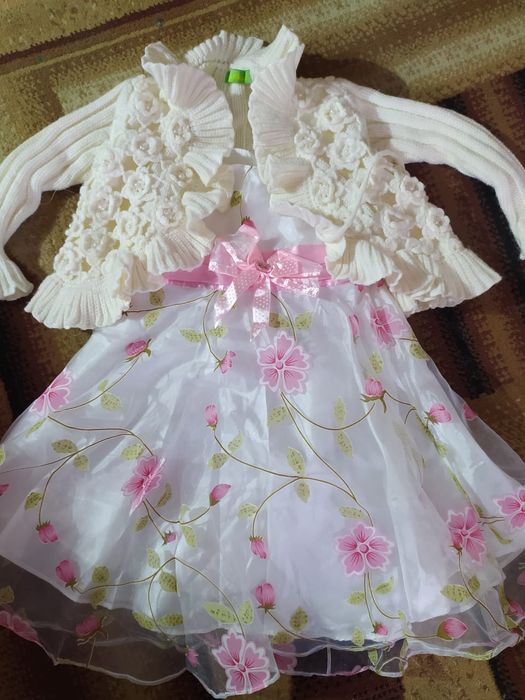 Продам вещи для девочек