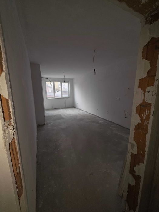 тристаен апартамент ново строителство в ж.к.Надежда