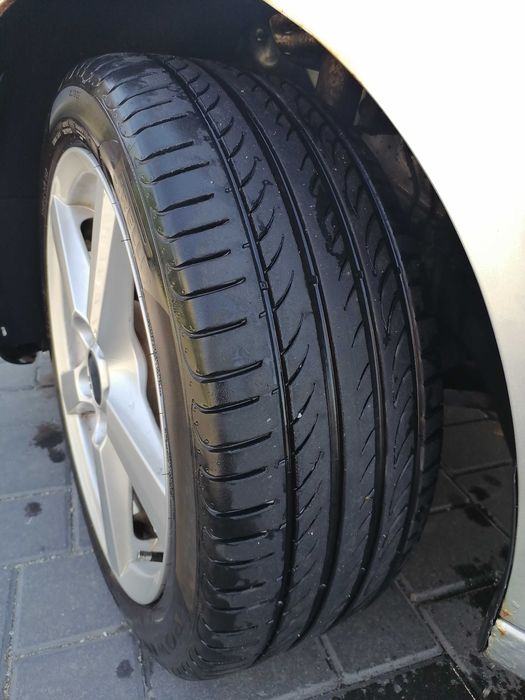 Vând Jante Auto 17 cu anvelope pierelli noi
