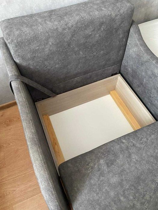 Кресло-кровать б/у