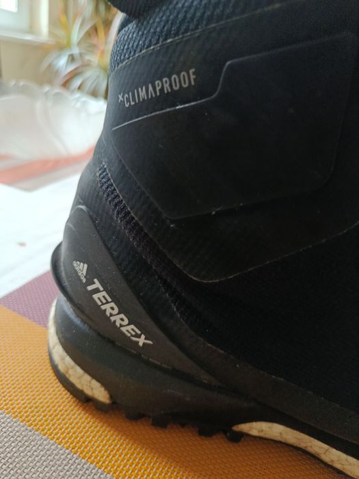 Зимни обувки adidas Terex