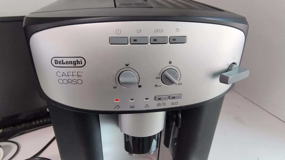 *ПРОМО* Кафемашина-Кафеавтомат De'Longhi Magnifica 15 бара