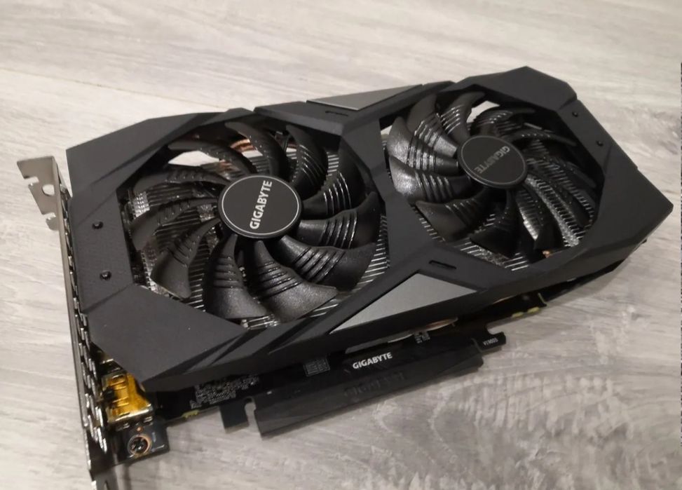 Продам видеокарту 1660 6gb