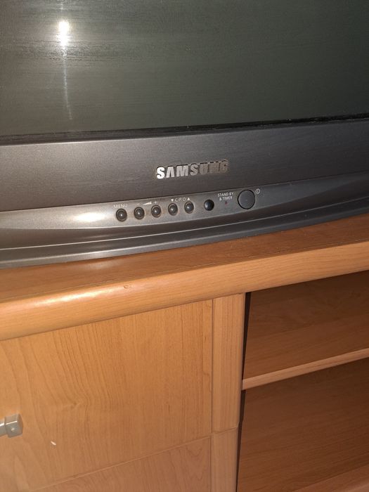 Продам телевизор 10000