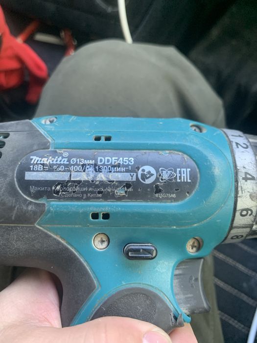 Аккумуляторный  шуруповерт