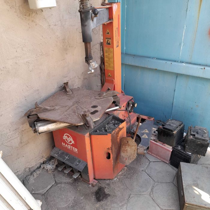 продам оборудование для разбортовки колес