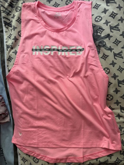 женская майка спортивная