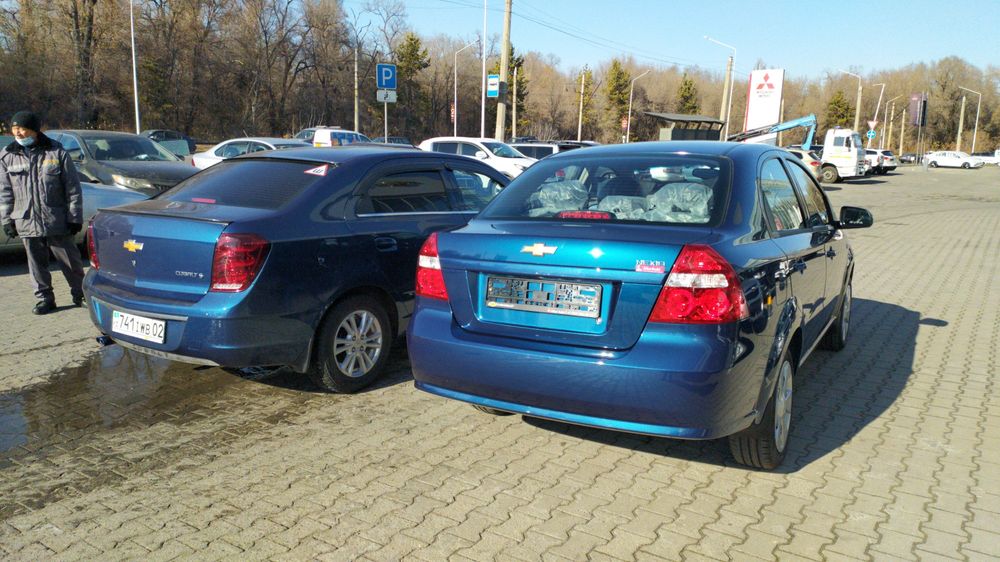 Chevrolet Cobalt, Nexia.