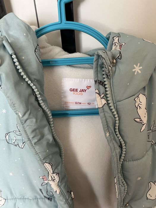 Детская куртка в отдичном состоянии