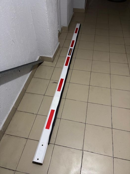 Продам шлагбаум б/ у в рабочем состоянии