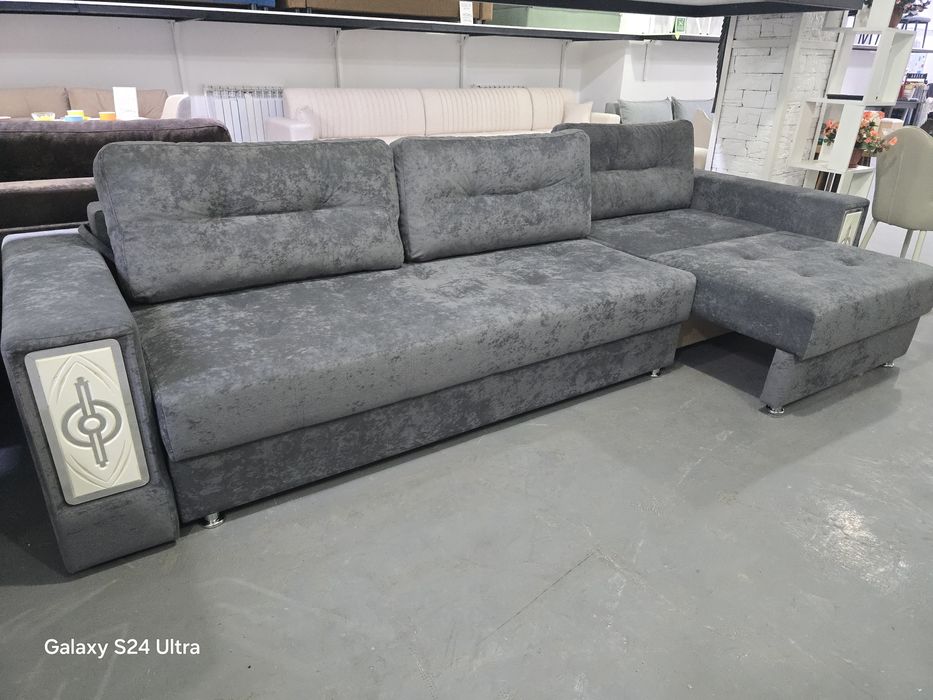 Диваны пружинные 3.30 м.