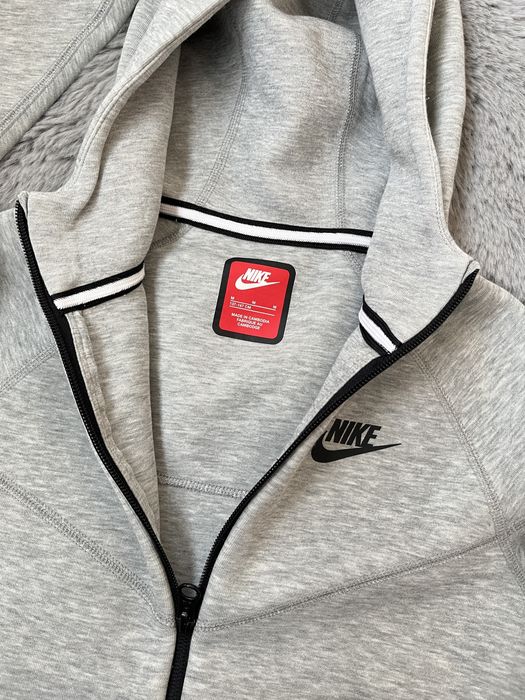 Nike tech два броя детско връхно номерация  137/147 размерМ