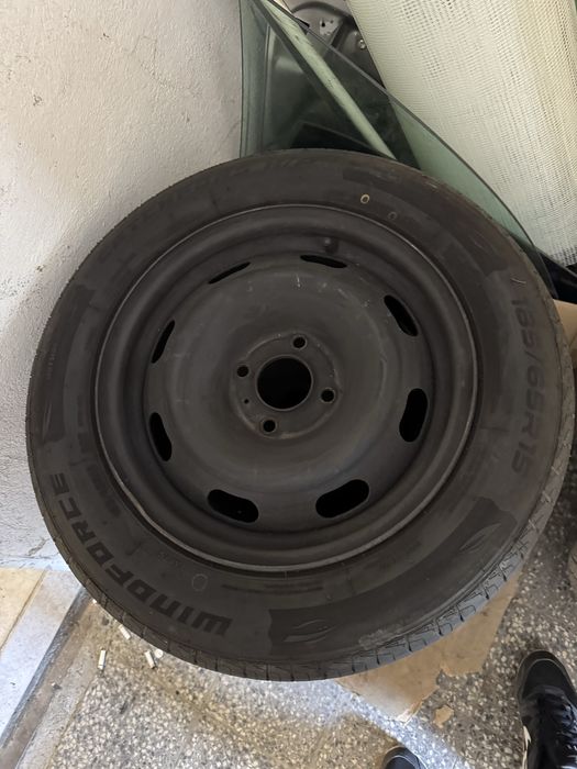 Летни гуми с джанти 185/65 15