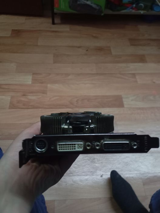 Видеокарта Sparkle Calibre P960