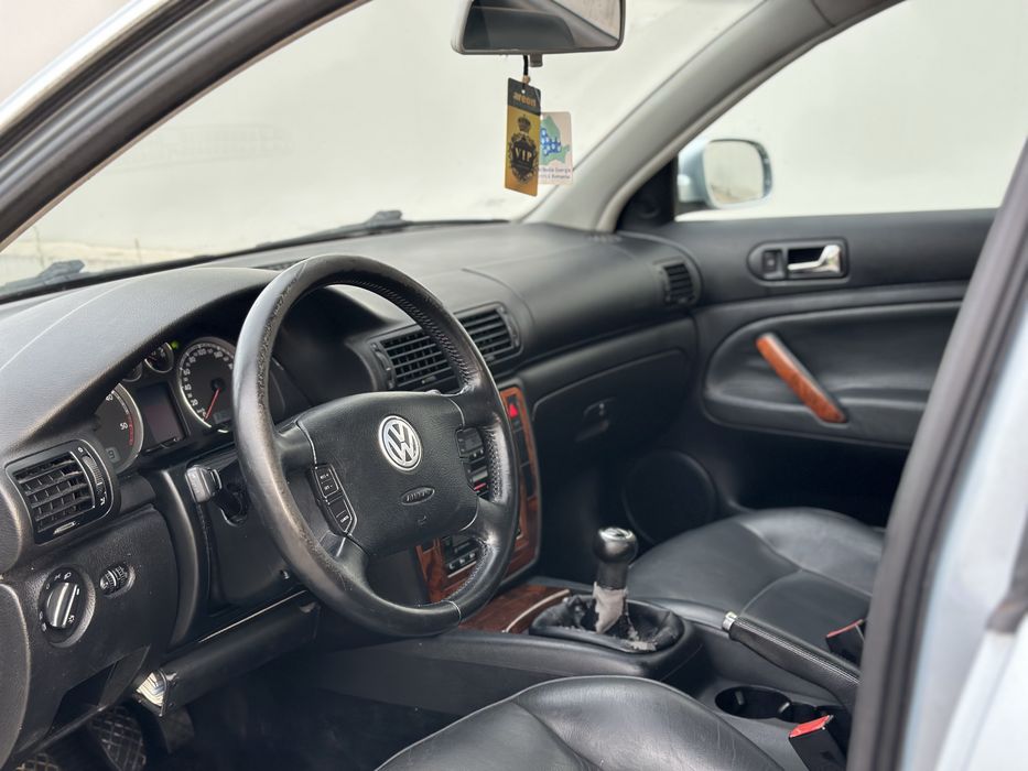 VOLKSWAGEN Passat 2003 — imagine 5