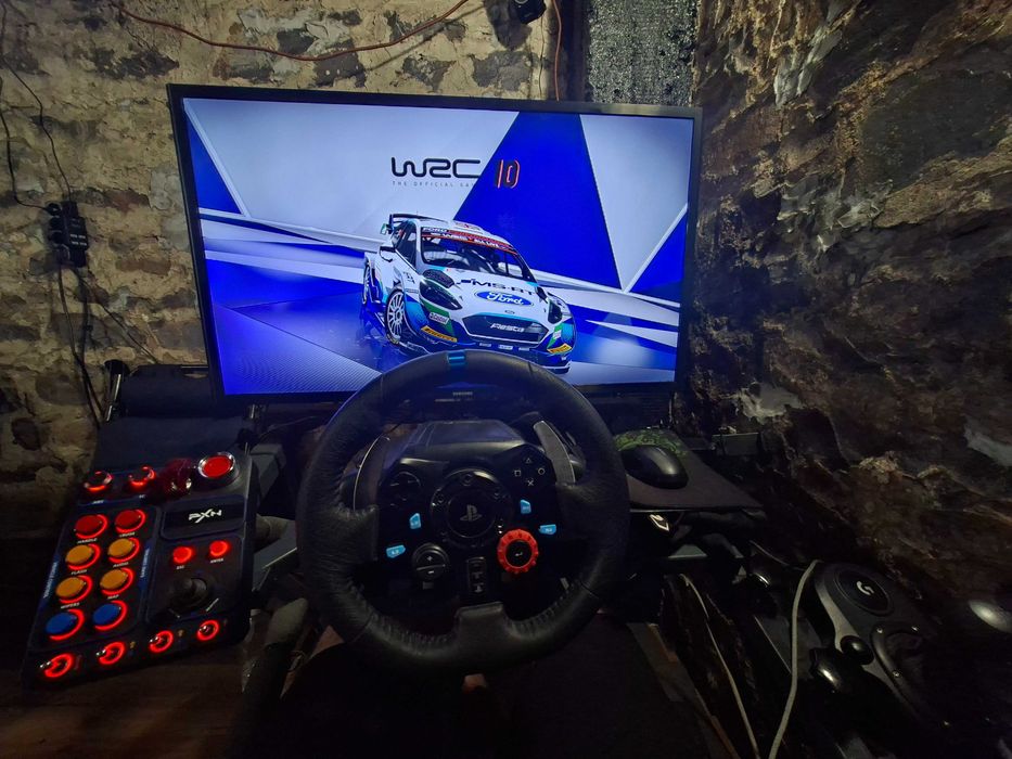 Cockpit +G29+PNX Button box+Samsung 32 LED