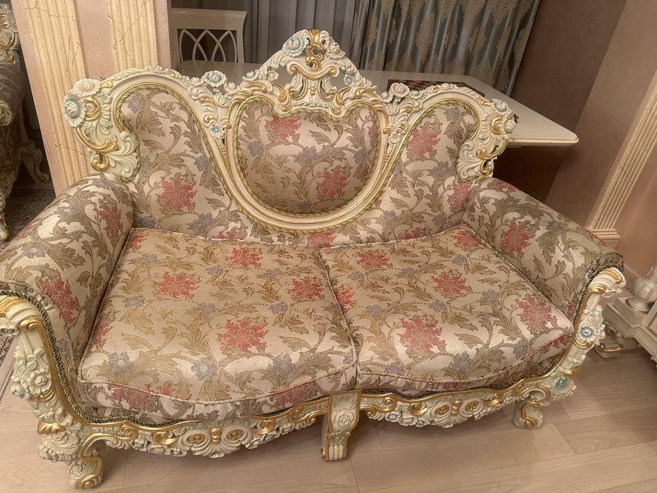 Гостиная мебель в комплекте