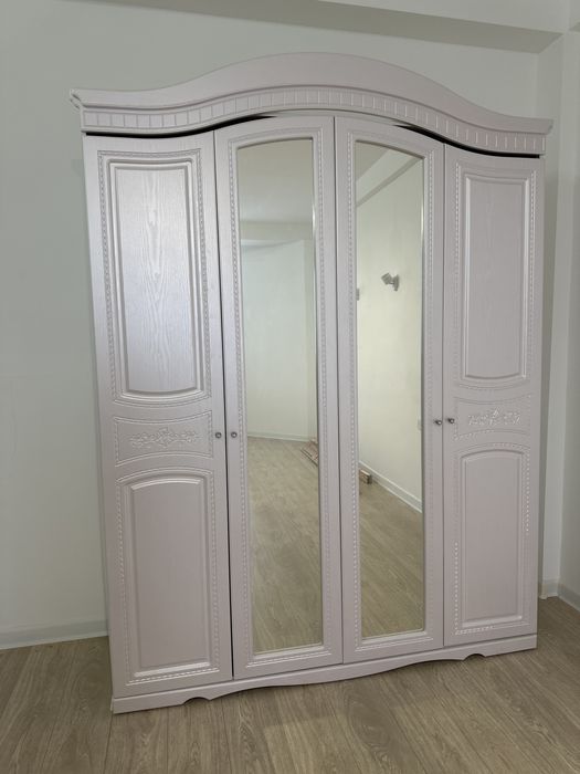 Продам шкаф шифоньер