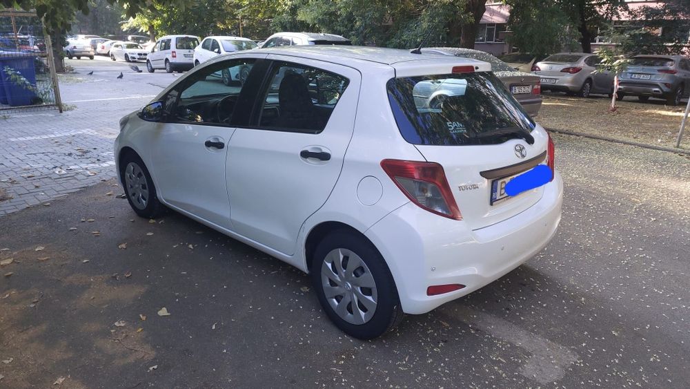 TOYOTA Yaris 2014 — imagine 4