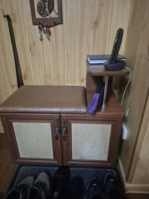 Продаётся прихожая