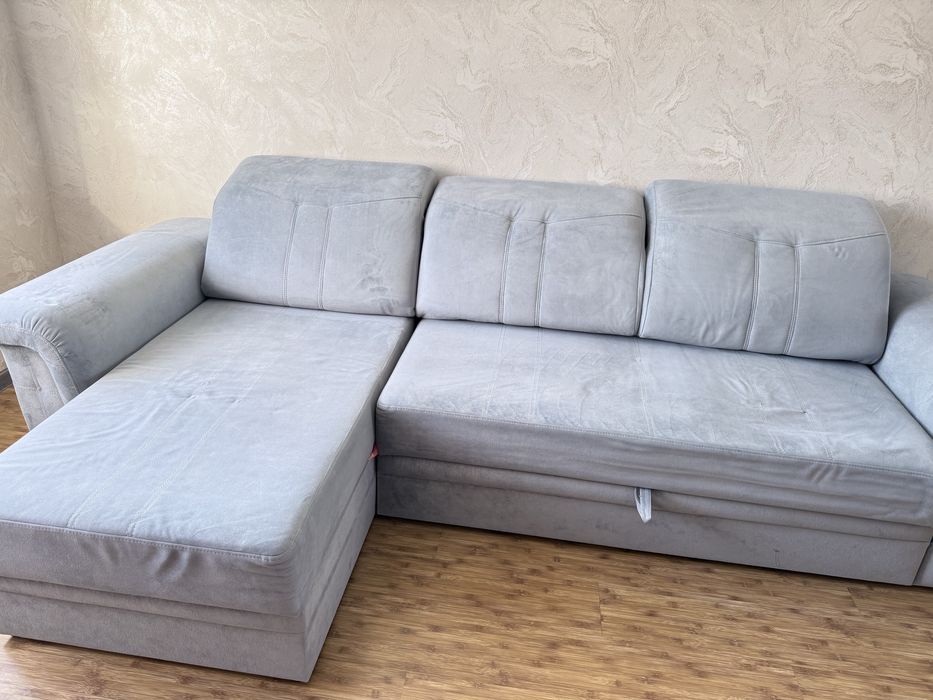 Продам диван срочно самовывоз