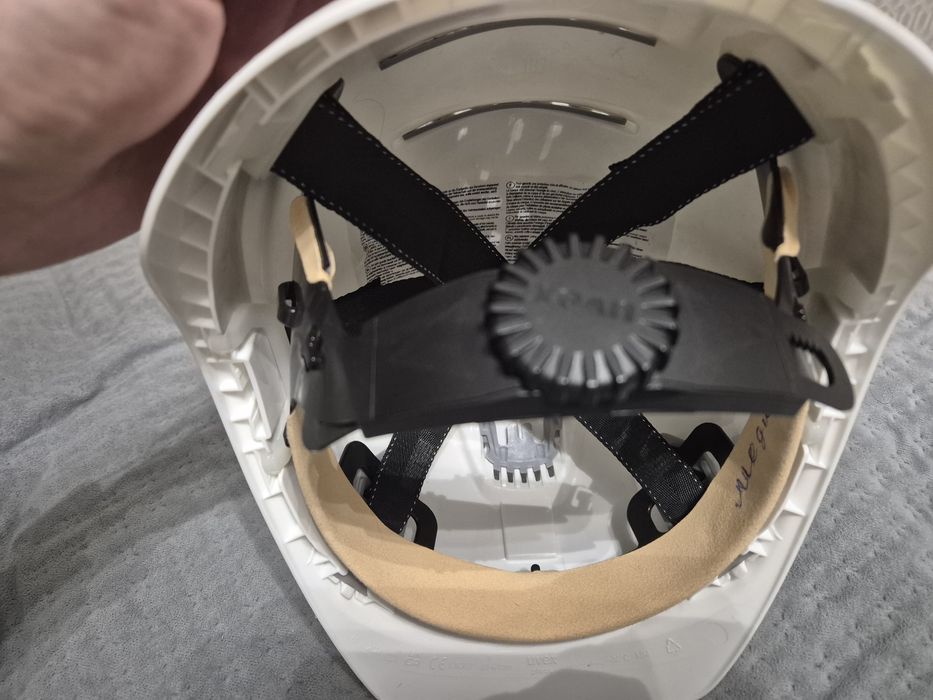 Алкотестер  Dingo AT-2000 и каска строительная Uvex