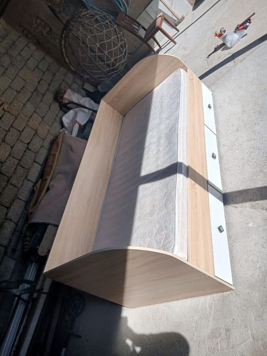 Продается кровать!