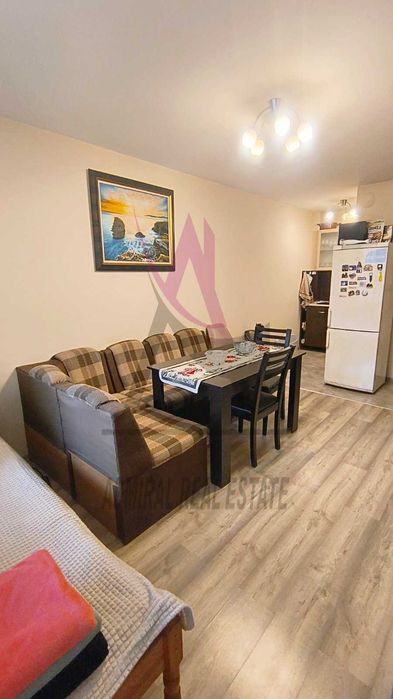 Дава се под наем Двустаен апартамент в Варна, Конфуто - 55 кв.м за 357 € - Снимка #1