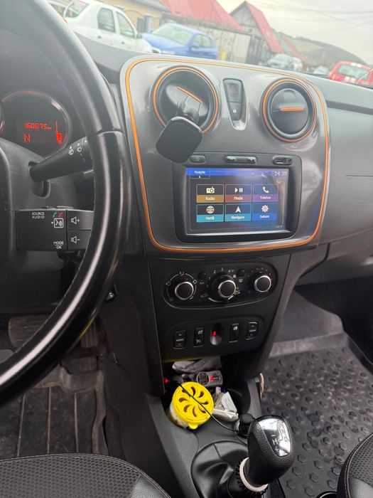 Dacia Sandero Stepway 1.0 automat aurie