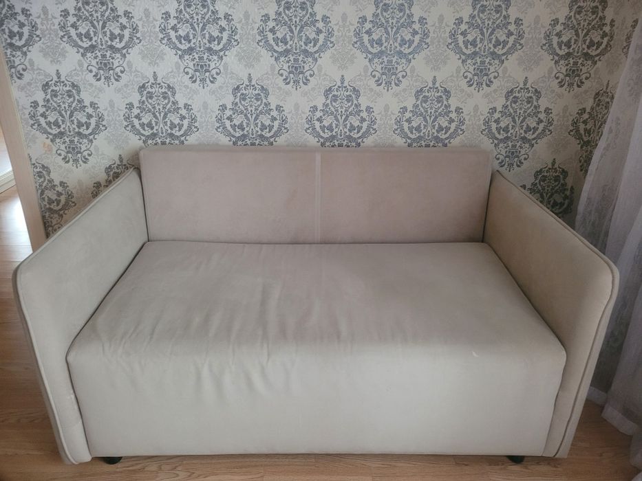 Диван не большой
