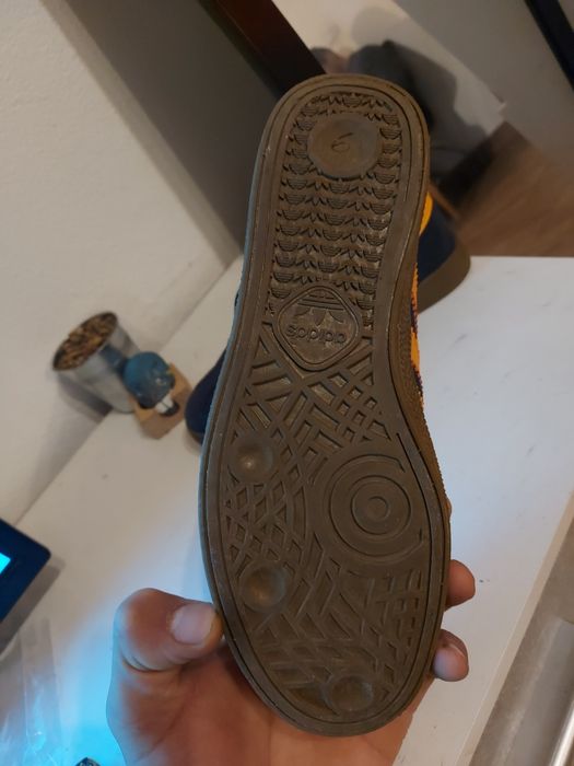 Vând adidași mai multe detalii în pv