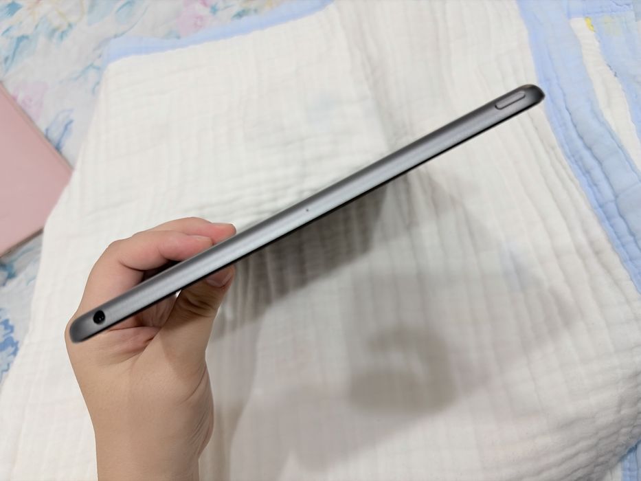 I pad, 8 generation