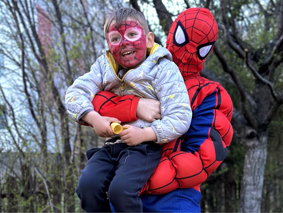 Парти агенция ИНИ-МИНИ | Аниматор | Украса | Фотограф