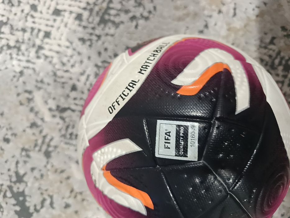 Мяч  фифа QUALITY PRO  оригинал