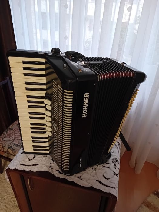 Acordeon Hohner 120 basi