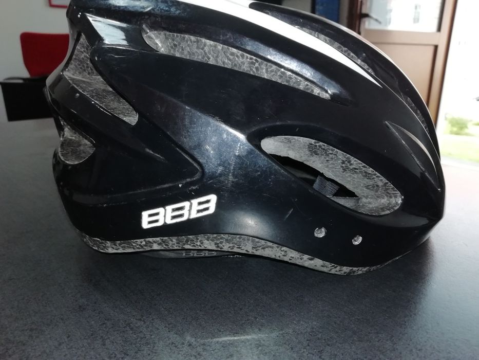 Cască ciclism și ochelari 50 RON,