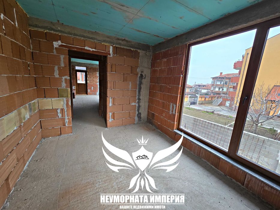 Нова къща 96РЗП и двор 283кв.м. с гараж в Асеновград кв.Долни Воден