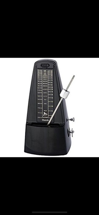 Метроном механический. Япония.