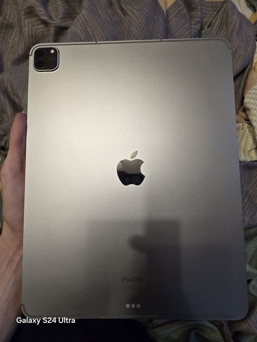 iPad 11pro M2 12.9