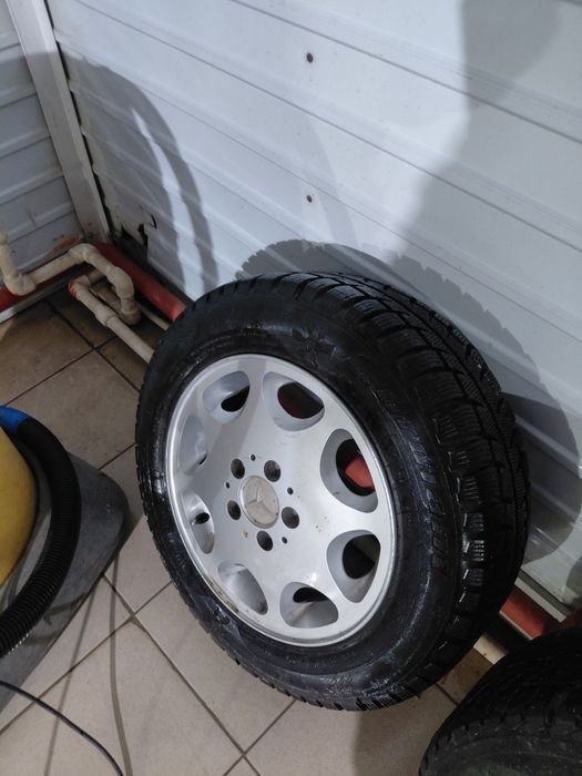 Продам колеса 1штук на мерс.