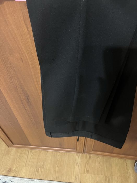 Продам брюки женские черные