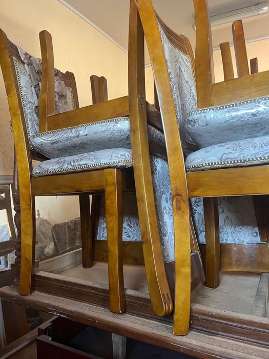 Стол стулия сатылады