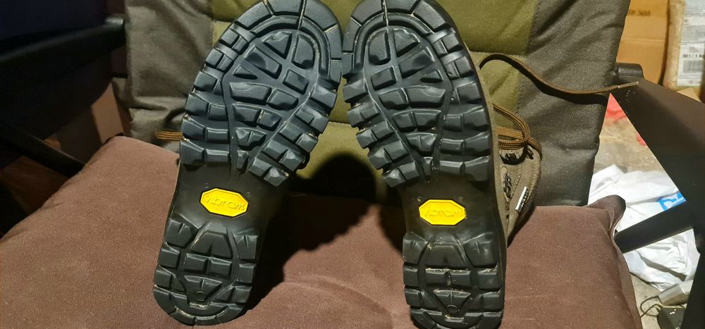 Туристически обувки Dolomite