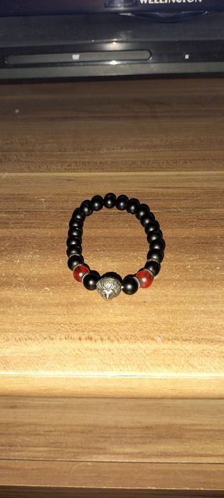 Set accesorii unisex – brățări și coliere, stare perfectă