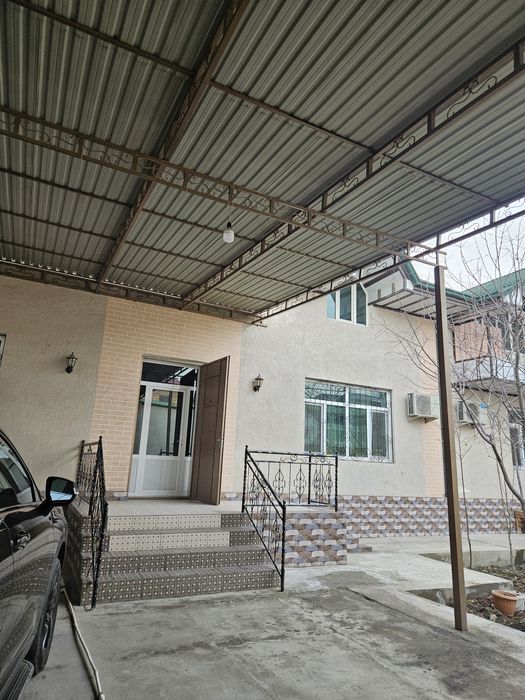 Ховли уй сотилади