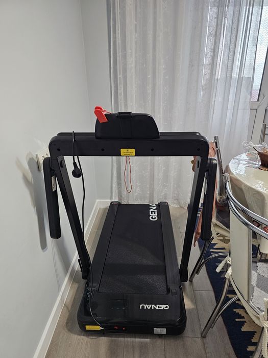 Беговая дорожка в хорошем состоянии