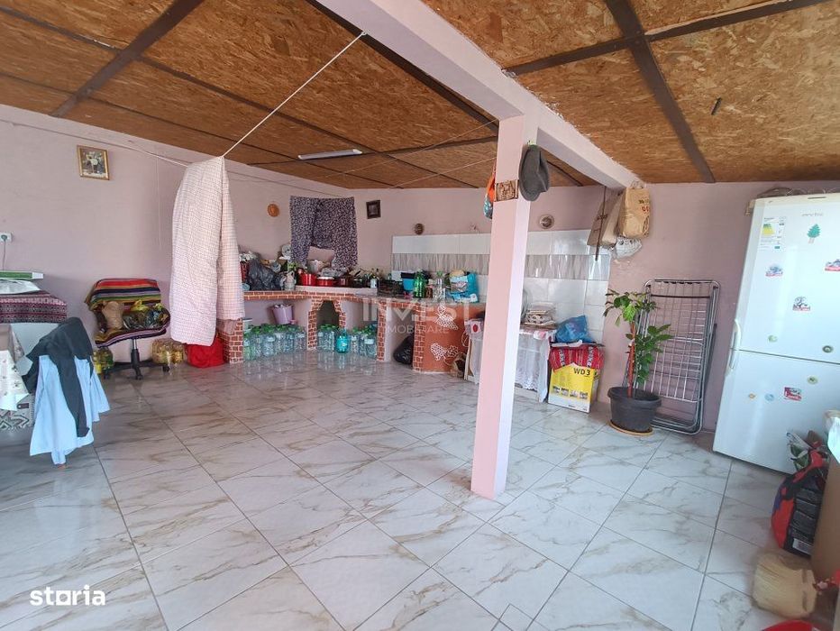 Casa S+P+1E, 185mp Utili, 5 camere, la strada principala -  TOMESTI