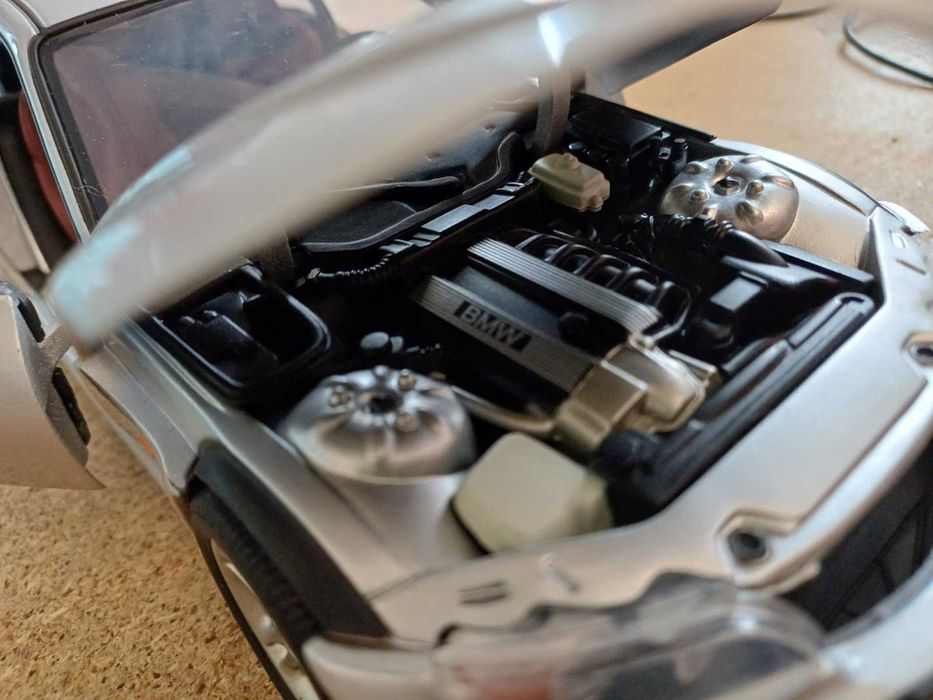 BMW Z3 coupe 1/18 UT Models